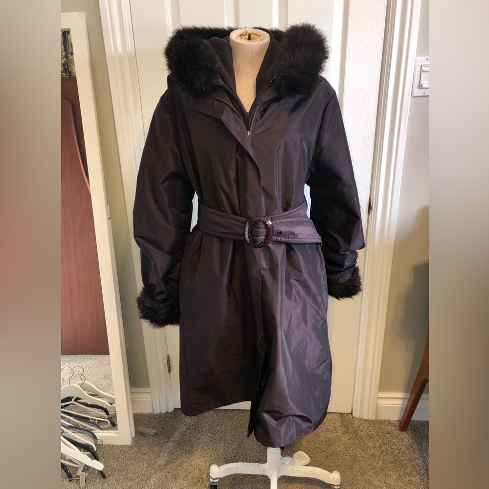 Linda Lundstrom 2 piece plus belt Women's Brown Hooded Coat with Faux Fur Trim